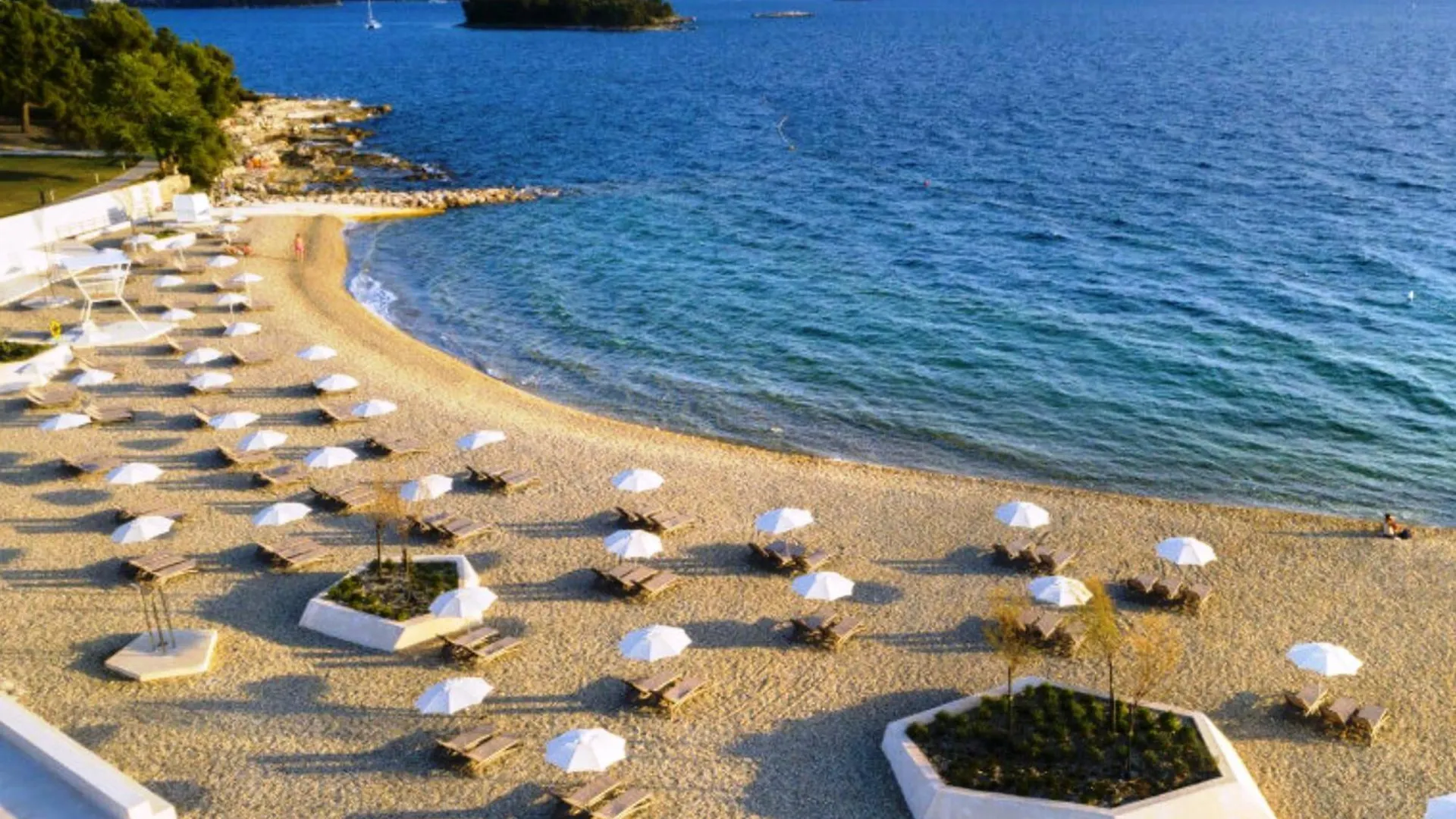 Augustina Apartments Ρόβινι 0*,  Κροατία